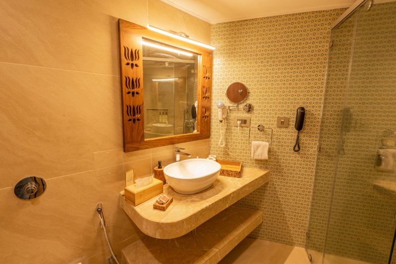 luxury-premium-riverview-with-balcony8