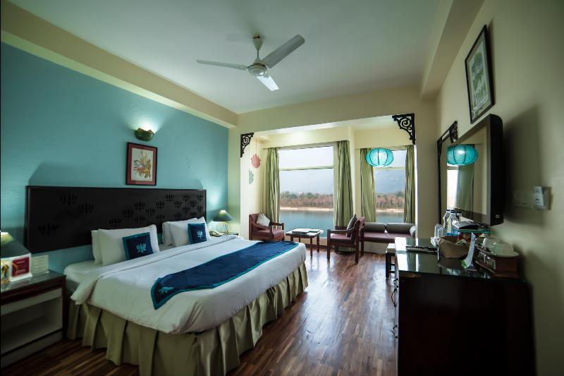 Hotel Ganga Kinare, Rishikesh - Premium Room2